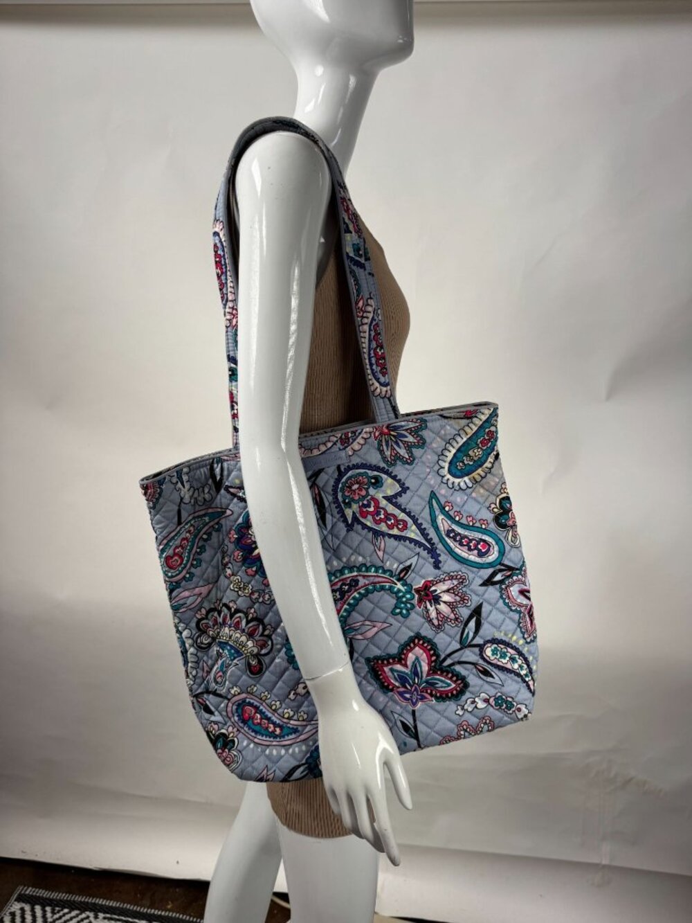 Vera Bradley Floral Quilted Shoulder Bag With Striped Interior & Magnetic Snap C